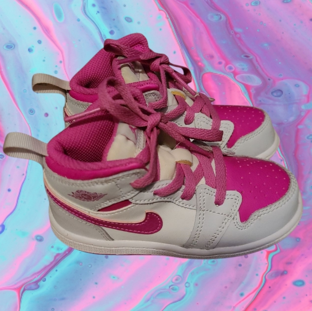 Nike Kids Sneakers - Pink and White